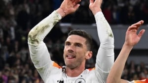 Gosens Jeko transferini iliq kutib oldi