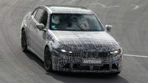 Yangi avlod «BMW M3» modeli Nyurburgring poyga yo'lagida sinovdan o'tdi
