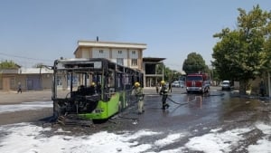 Uchtepa tumanida avtobusda yong‘in yuz berdi