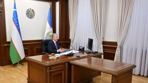 Mirziyoyev 92 ming bitiruvchini ishga joylashtiradi