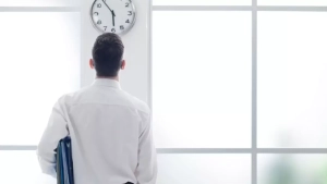 Working hours will be reduced by one hour before the holiday