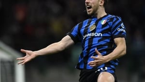 Arsenal and Atletico want to buy Carlos Augusto