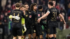 Augsburg defeated Köln to rise to 9th place