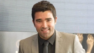 Barselona Luis Suares va Vangelis Pavlidisni ko‘rib chiqadi