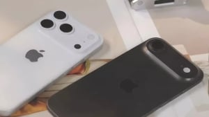 iPhone 17 chidamlilikda raqobatchilardan orqada qolmoqda