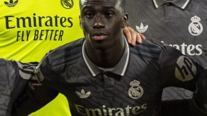 Real himoyachisi Mendi jamoani tark etishi mumkin