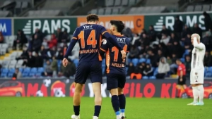 «Bashakshehir» «Kojaelispor»ga Eldor Shomurodov va Abbosbek Fayzullayev bilan boshlaydi