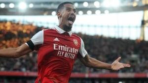 Arsenal decided not to sell the Cross to Real