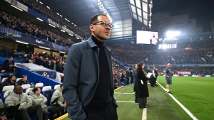 Liam Rosenior futbolchilarning maydondagi munosabatidan qattiq noroziligini bildirdi