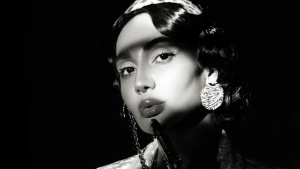 Munisa Rizayeva O'zbekistonda xizmat ko'rsatgan artist unvoni bilan taqdirlandi