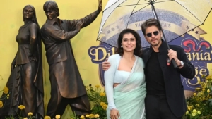 Shah Rukh Khan and Kajol statue installed in London
