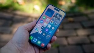 Apple 2007 yildan beri 3 milliard iPhone sotdi
