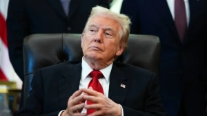 Donald Tramp Oydagi kraterlardan biriga o‘z nomi berilishini xohlamoqda