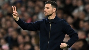 «Chelsi» yangi bosh murabbiyi Xabi Alonsoni rasman tanishtirdi