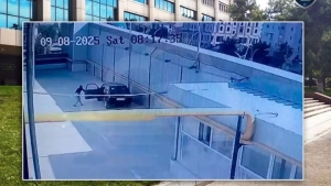 The drunken man jumped onto the VAZ-2108