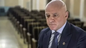 Zelenskiy Odessa meri va boshqalarni fuqarolikdan chiqardi