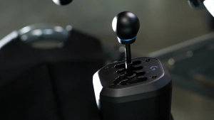 Logitech unveils new gearbox for racing simulators