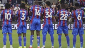 Kristal Pelas muxlislari UEFAdan norozi banner ko‘tardi