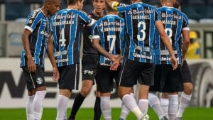 Carlos Vinicius signed a contract with "Gremio"