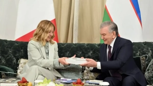 Italiyada Melonining sovg‘alar auksioni bekor qilindi