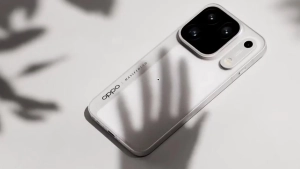 «Oppo» kompaniyasi dunyodagi ilk uch kamerali flagmanni taqdim etdi