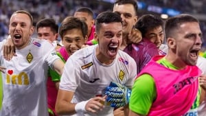 Qayrat futbolchilari Realni kutib olishdan xursand