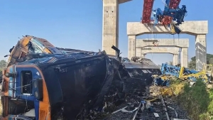 Tailandda kran qulab, 22 kishi halok bo‘ldi