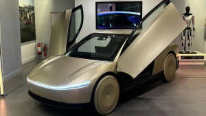 Компания Tesla начала массовое производство роботакси Cybercab