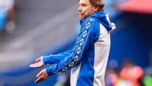 Dynamo fan called for Karpin's resignation