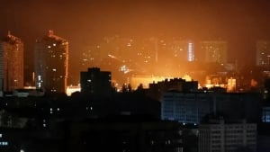 Ракетный удар по Киеву: 14 человек получили ранения