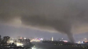 Xitoyda yuz bergan kuchli tornado oqibatida o'n bir kishi halok bo'ldi