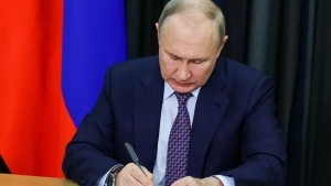 Putin og‘ir jinoyatchilarni fuqarolikdan mahrum qildi