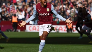 Roma klubi Aston Villa hujumchisi Leon Beyliga qiziqmoqda