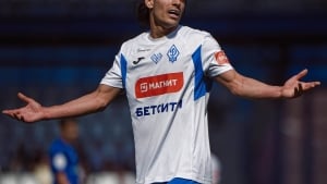 Moxammadjavad Mahachkala uchun futbolchilar taklif qildi