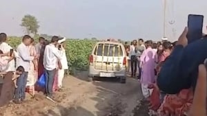 In India, the family solemnly buried the car