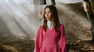 Фильм «Алиса в стране чудес» собрал 1 миллиард