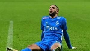 Dinamo forvardi jarohat olgani uchun almashtirildi