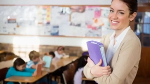The teacher's salary of 115 million soums was collected in the Friendship district