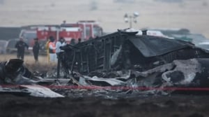 Gruziyada turk harbiy samolyoti qulab, 18 kishi halok bo‘ldi