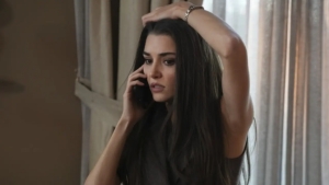 An arrest warrant has been issued against actress Hande Erçel.