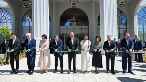 Shavkat Mirziyoyev Issiqko'lda yangi Boku mehmonxonasi ochilishida qatnashdi