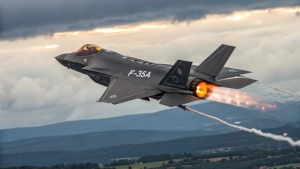 The most modern aircraft of the USA are suffering serious losses in Iranian airspace.