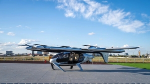 Ostonada ilk bor elektr quvvati bilan ishlaydigan aerotaksi sinovdan o'tkazildi