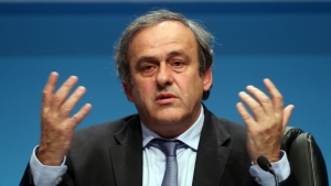 Platini video hakam tizimini keskin tanqid qildi