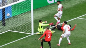 Misr va Eron o'rtasidagi uchrashuvda aniq etilmagan penalti munozara keltirib chiqardi
