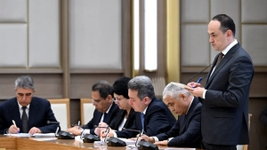 Президент принял новую программу по развитию туризма.