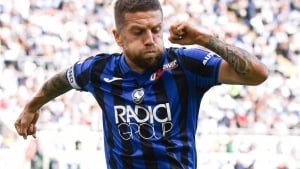 Alehandro Gomes Padovaga qaytdi, shartnoma imzoladi