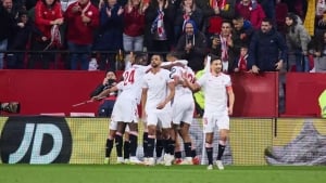 Sevilla defeated Girona in the square