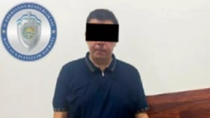 A tax officer was arrested for taking a bribe in Andijan