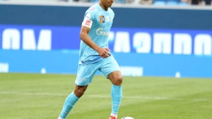 Zenit himoyachisi Spartakga qarshi haydaldi